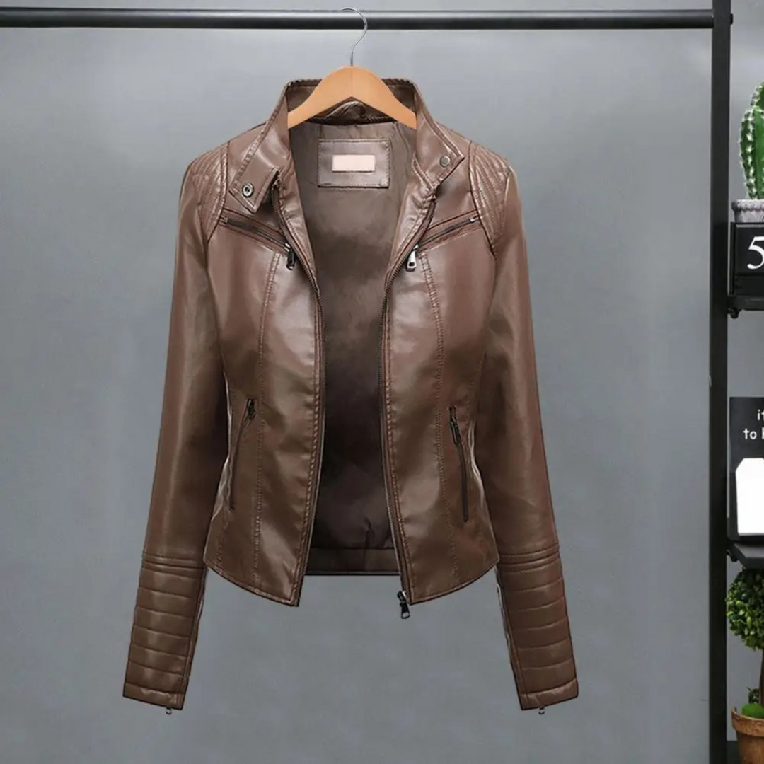 Drune | sportliche kurze Lederjacke für Damen mit Stehkragen