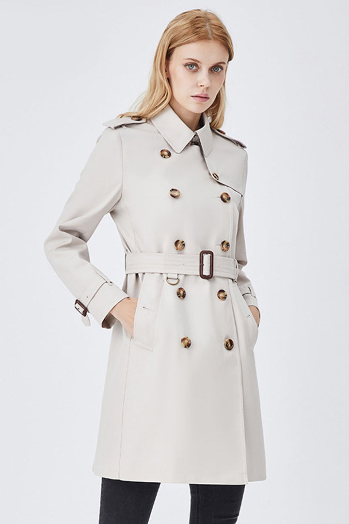 Drune | Damen Langer Slim Fit Trenchcoat mit Gürtel und Doppelreihigen Knöpfen
