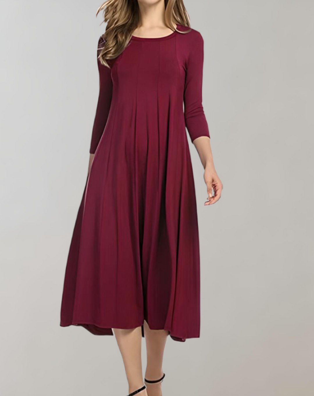 Swingkleid mit 3/4-Ärmeln und Rundem Ausschnitt