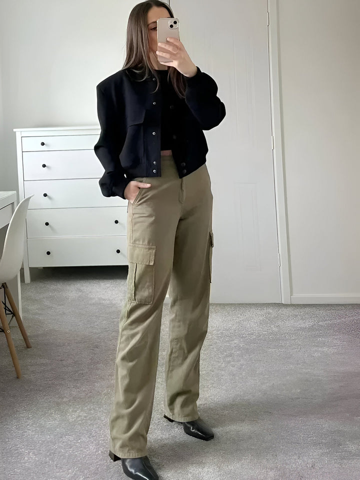 Drune | Damen Kurze Jacke mit Knöpfen und Großen Taschen