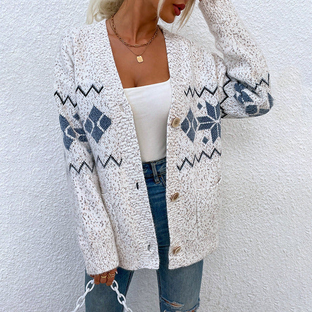 Drune | Warme Strickjacke