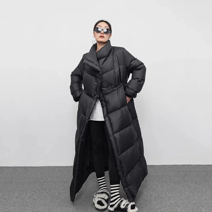 Drune | Knie-lange Daunenjacke für Damen