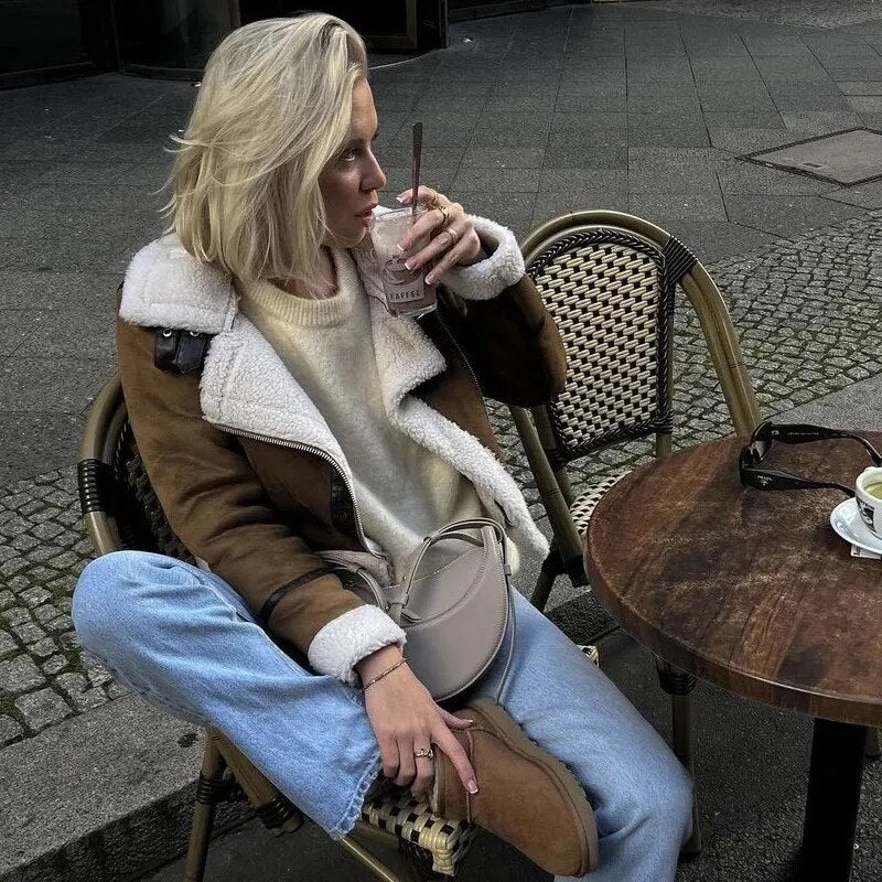 Drune | Elegante Pelzjacke Für Frauen