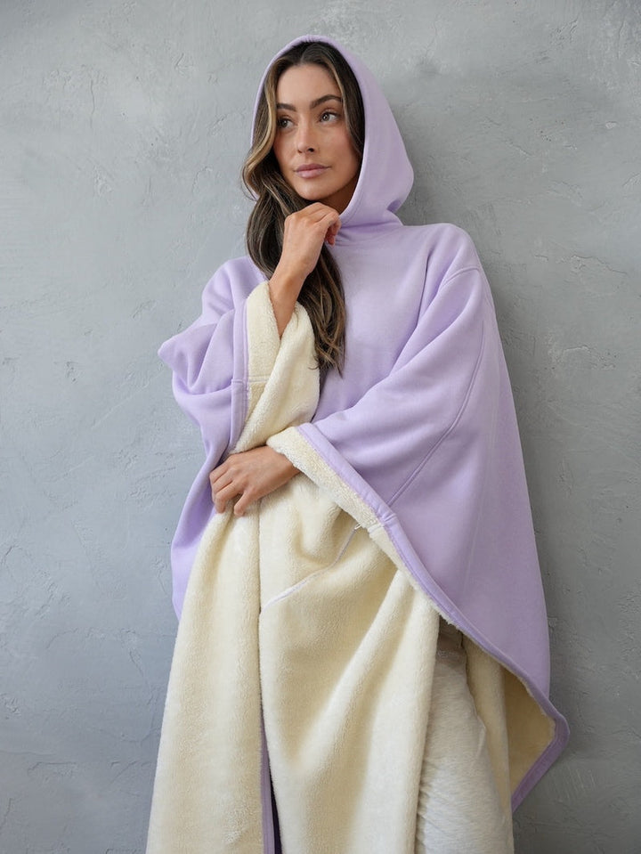 Drune | Luxuriöser Fleece-Poncho mit Kapuze für ultimativen Komfort