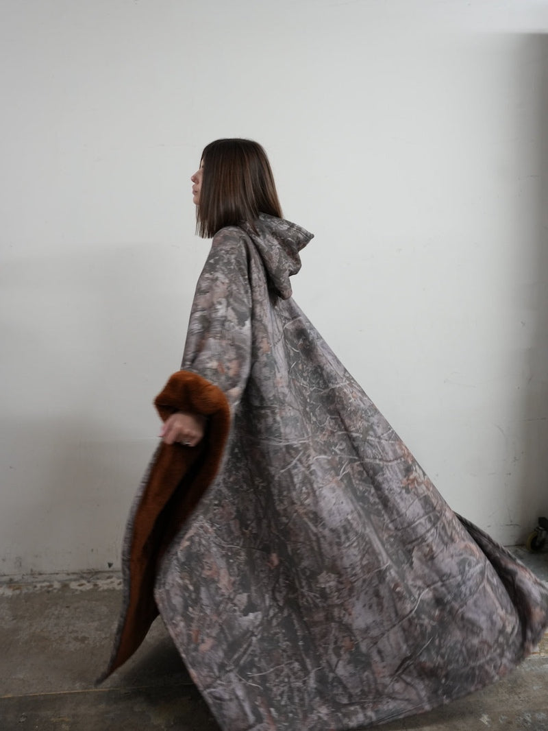 Drune | Luxuriöser Fleece-Poncho mit Kapuze für ultimativen Komfort