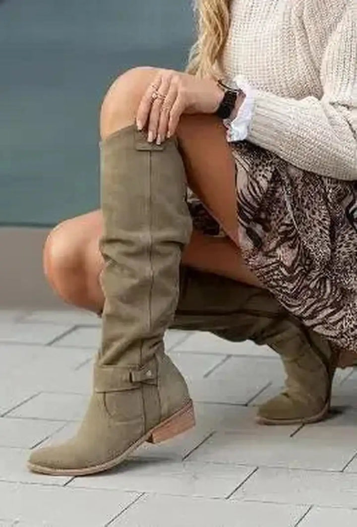 Drune | Schicke Retro-Suede-Stiefel für stilvolle Winterlooks