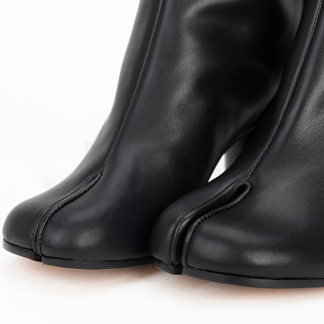 Drune | Damen Tabi Stiefeletten mit geteilter Zehe & Gummisohle