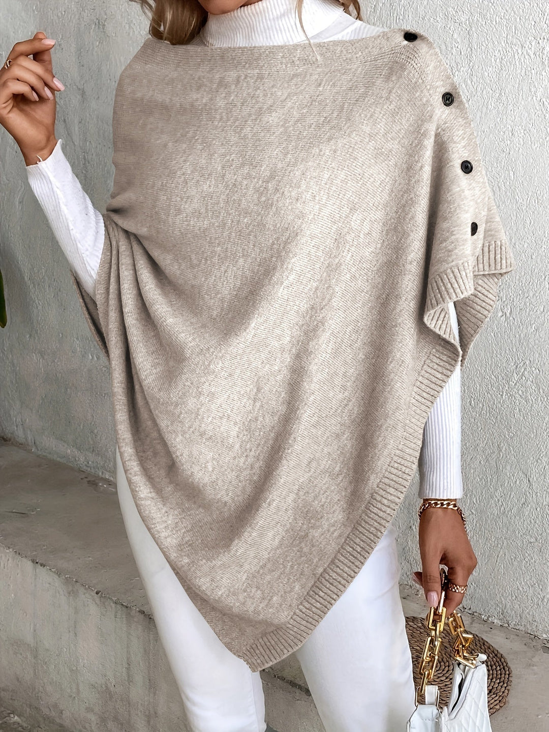 Drune | Poncho Weiches Strickmaterial Lockere Passform Knopföffnung Gerippte Kanten