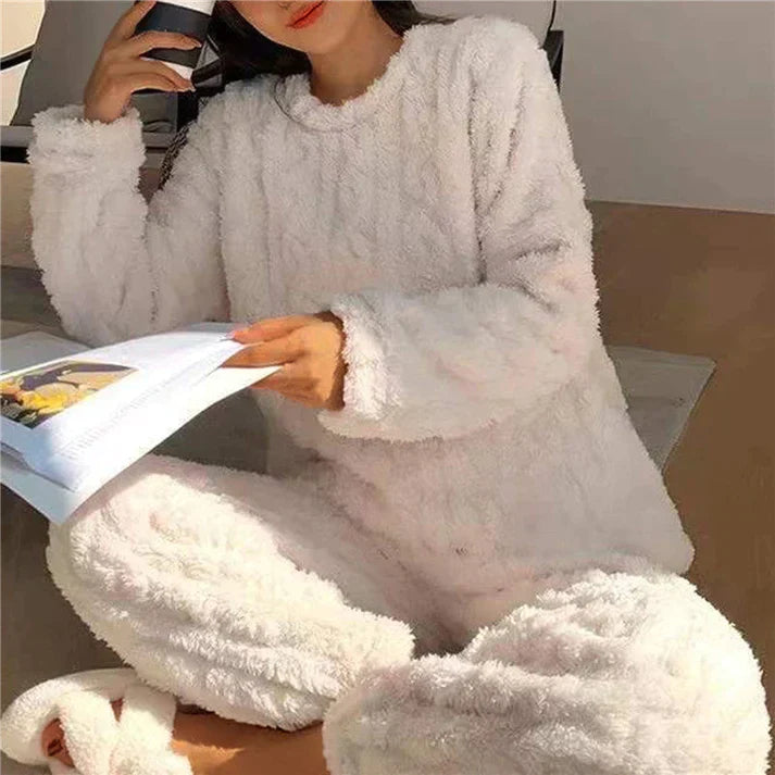 Drune | Fleece-Pyjama-Set - Stilvolle Wärme für kühle Nächte