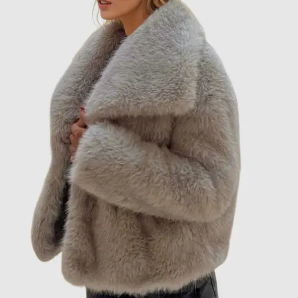 Drune | Frauen Elegante Kunstfelljacke Cozy Stil