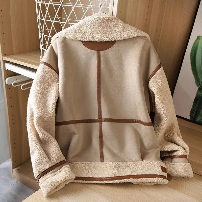 Drune | Beige Sherpa Jacke Flauschige Wärme und Elegantes Design für Herbst und Winter