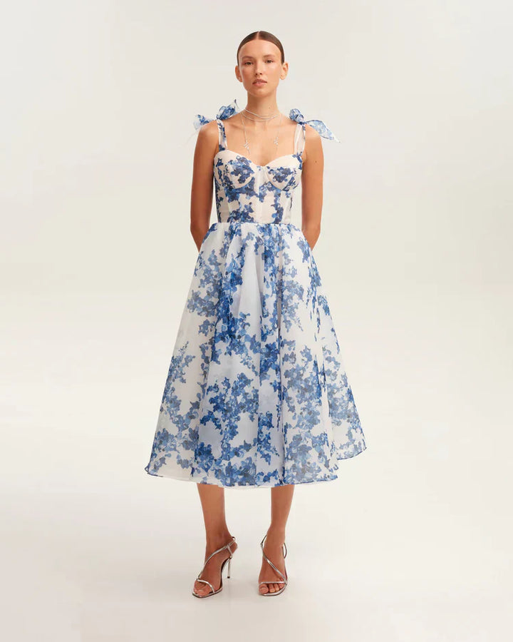 Drune | blaues Organza Midi Kleid mit Hortensienmuster