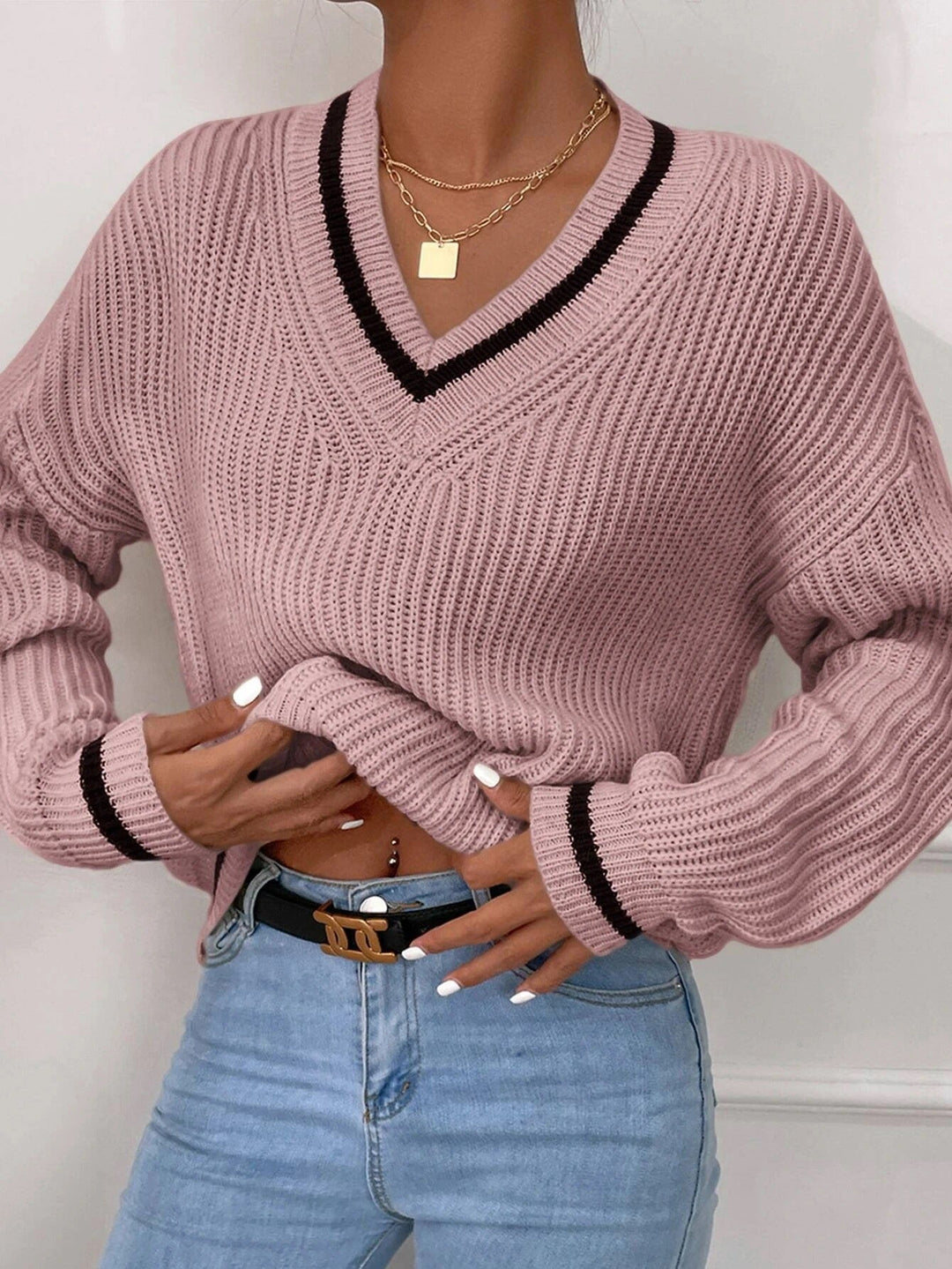 Drune | Pullover mit V-Ausschnitt und Patchwork