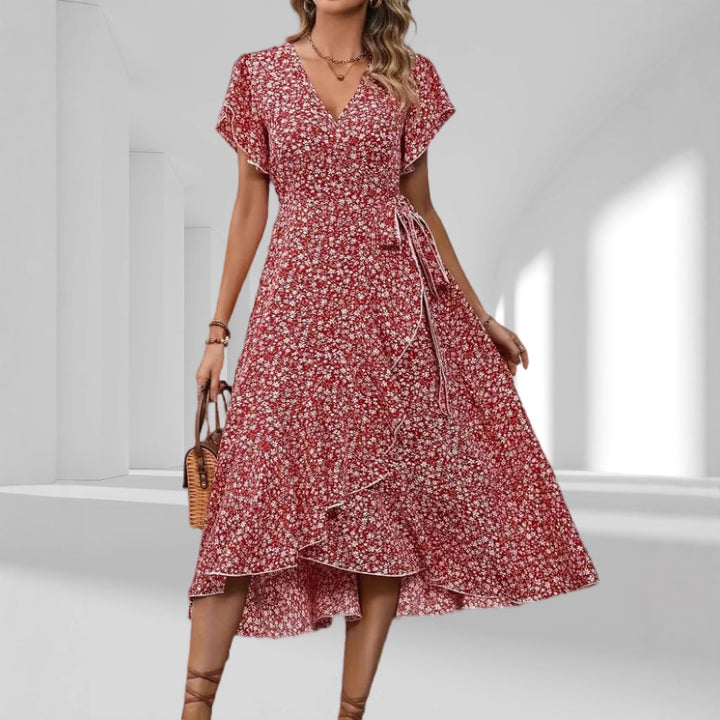 Drune | Adored By You Floral Midi Kleid mit Gänseblümchen