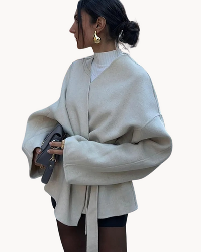 Drune | Taillierte und schicke Jacke mit Gürteldesign