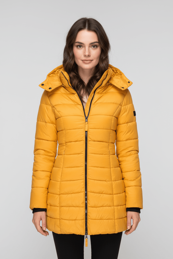 Drune | Abnehmbare Kapuze und schmal geschnittene Steppjacke