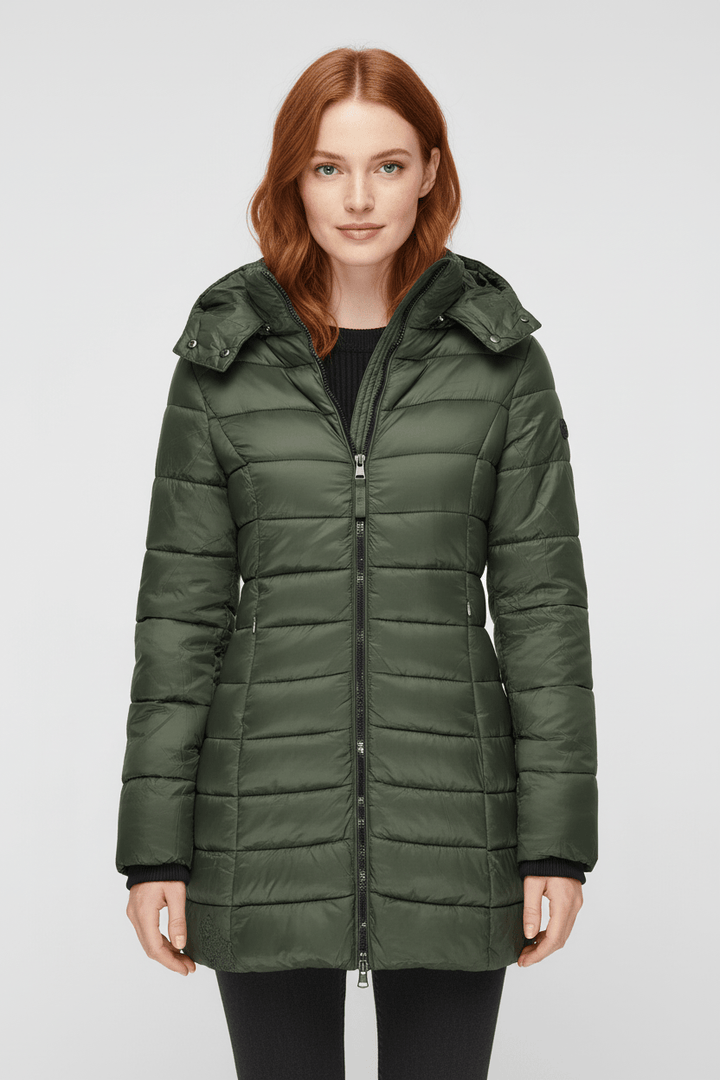 Drune | Abnehmbare Kapuze und schmal geschnittene Steppjacke