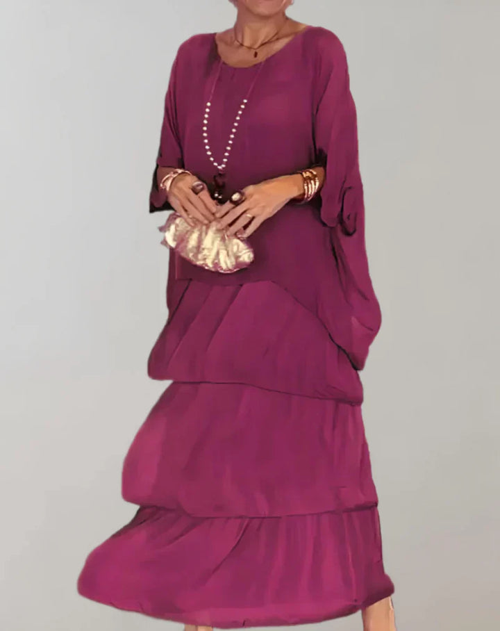 Drune | Elegantes Maxikleid mit Fledermausärmeln und Gestuftem Rundhalsausschnitt