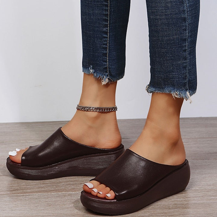 Drune | Bequeme Hausschuhe für Damen