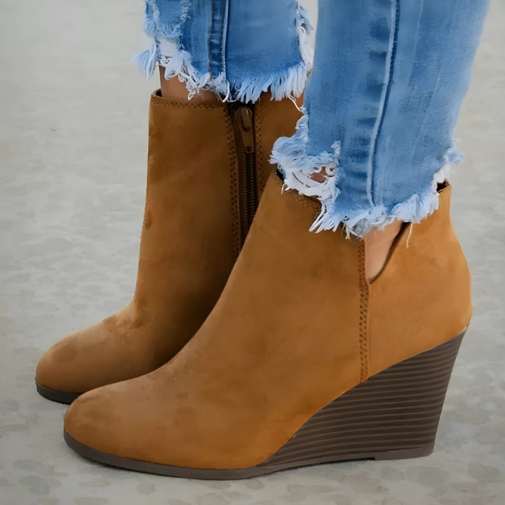 Drune | Stiefeletten - Wildleder-ähnliches Textil - Keilabsatz - Seitenreißverschluss