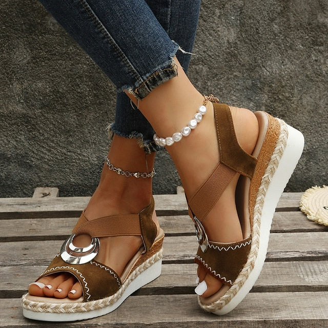 Drune | Orthopädische Keilsandalen Design