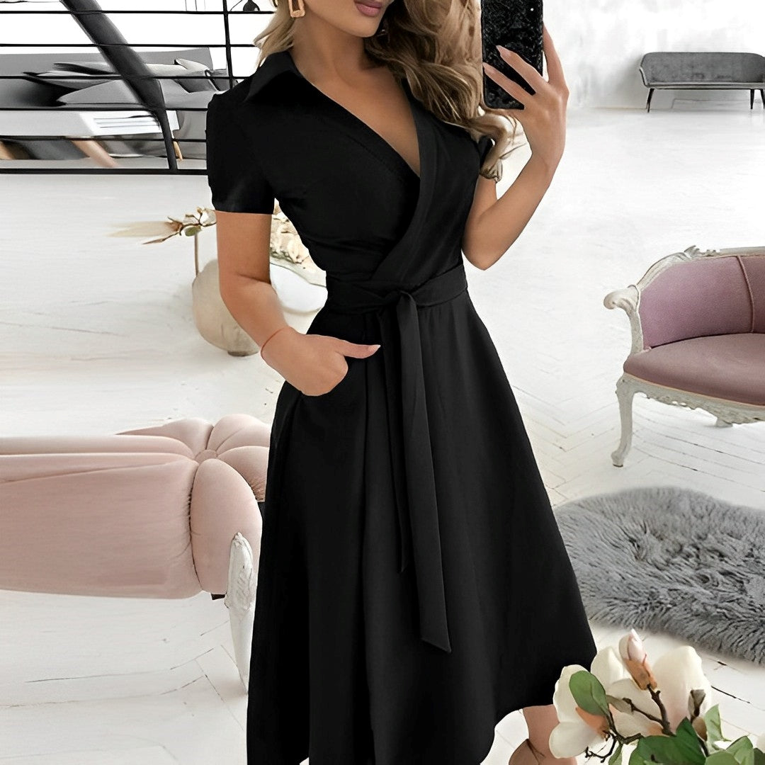 Drune | A-Linien-Kleid mit V-Ausschnitt