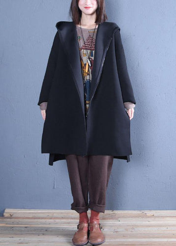 Drune | oversized mittellanger Mantel schwarz mit Kapuze Mäntel