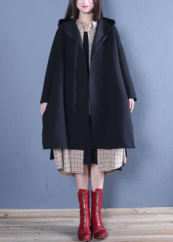 Drune | oversized mittellanger Mantel schwarz mit Kapuze Mäntel