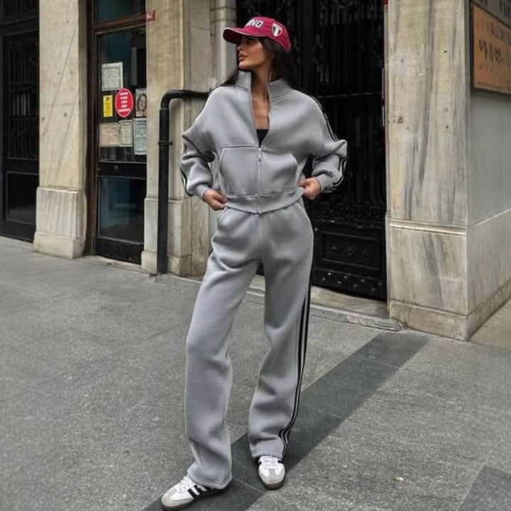 Damen sportliches Freizeit-Set mit gefütterter Jacke und elastischer Hose Drune