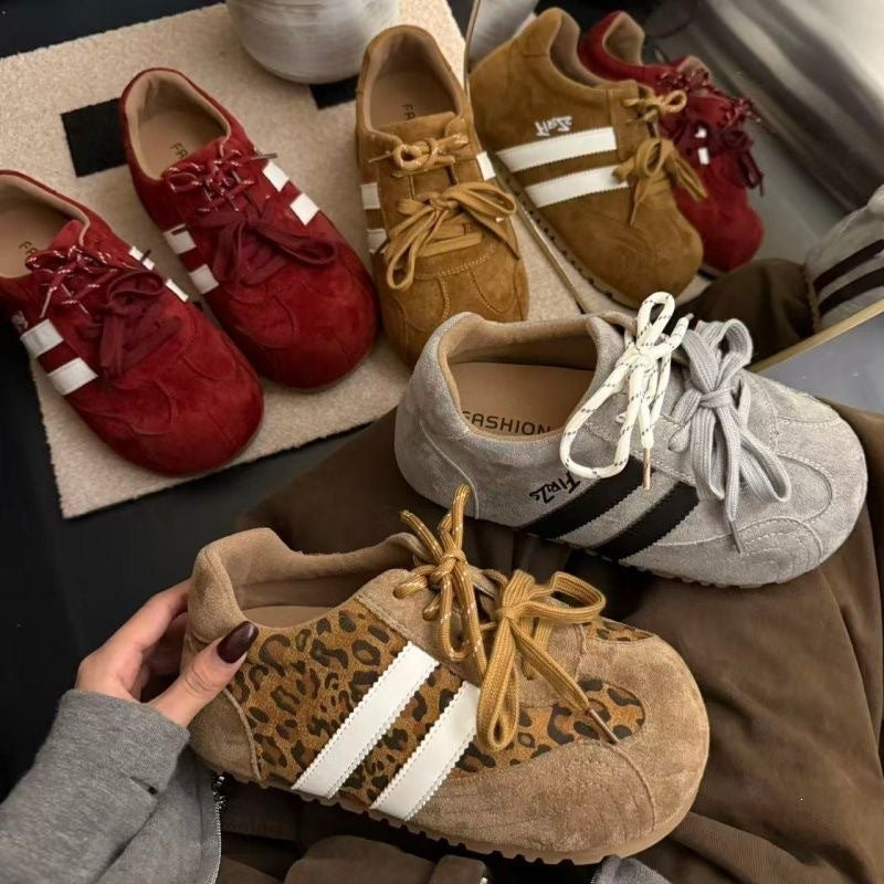 Damen modische Riemchen Sneaker aus Wildleder Drune