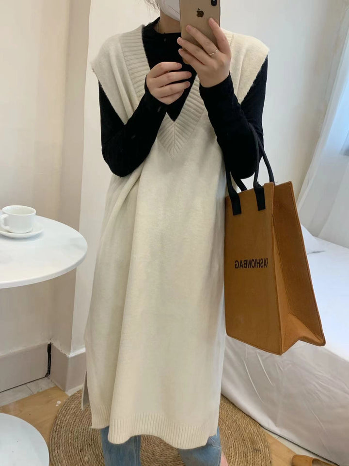 Damen Strickkleid mit elegantem V-Ausschnitt und seitlichem Schlitz Drune