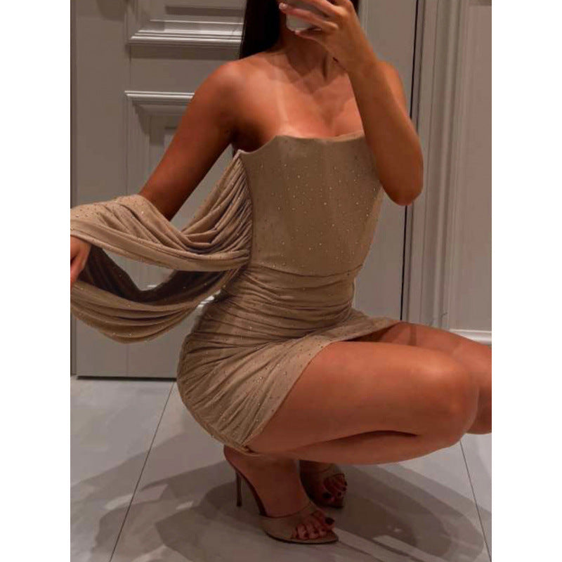 Damen Glamourös drapiertes Cocktailkleid mit asymmetrischem Ausschnitt und funkelnden Details Drune