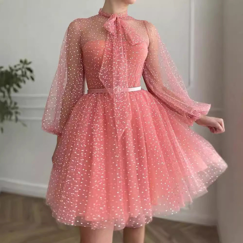 Damen Tüllkleid mit transparenten Puffärmeln und Schleifenakzent Drune