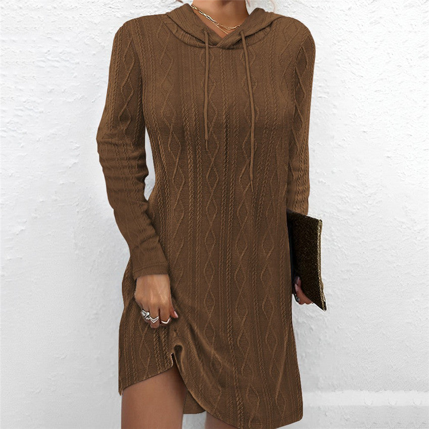 Damen Strickkleid mit Kapuze und feinem Zopfmuster Drune