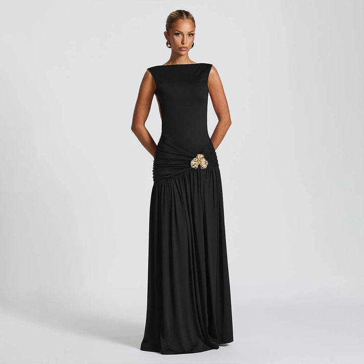 Damen elegantes bodenlanges Abendkleid mit raffinierten Fältchen und dekorativer Brosche Drune
