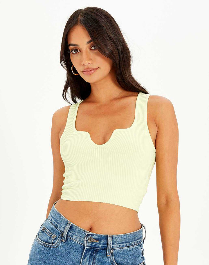 Damen Crop-Top mit Wellen-Ausschnitt und feiner Rippstruktur Drune
