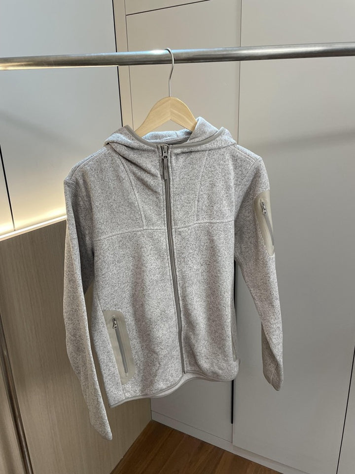 Damen Funktionsjacke mit atmungsaktiver Kapuze und seitlichen Reißverschlusstaschen Drune
