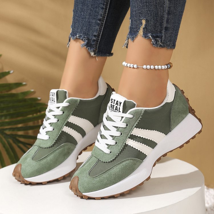 Damen nan retro-inspirierte Plateausneaker aus Veloursleder-Optik mit profilierter Gummisohle Drune