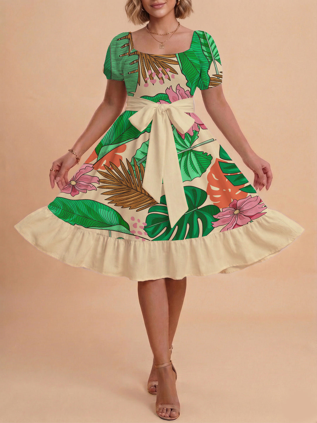 Damen Kleid mit tailliertem Schnitt und verspieltem Blumenmuster Drune
