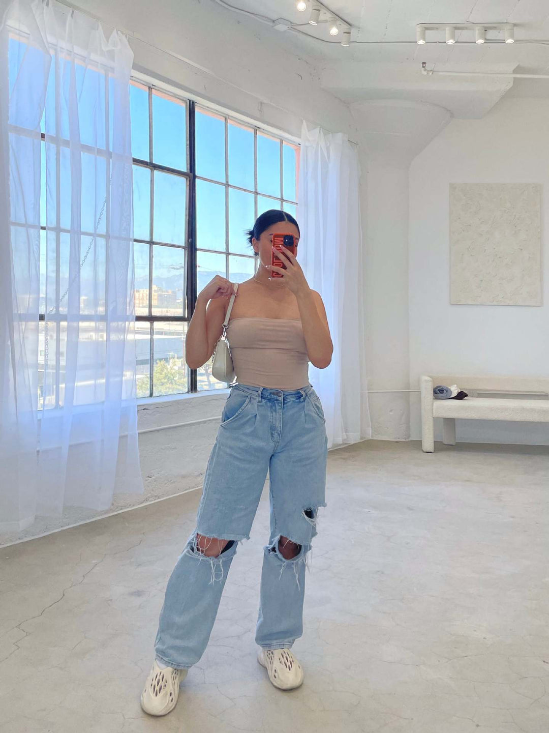 Damen Destroyed Jeans im modernen Weitchnitt mit lässiger Eleganz Drune