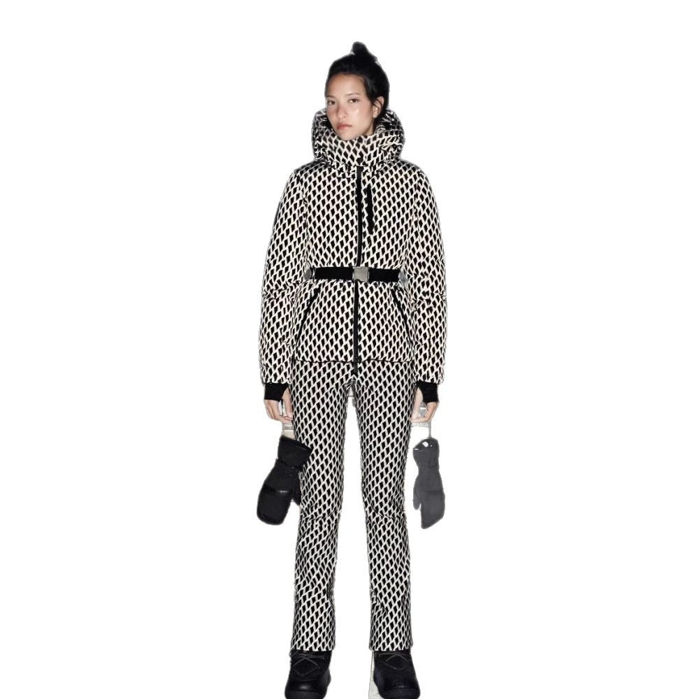 Damen winterliche Funktionsjacke mit hohem Kragen und elastischem Gürtel Drune