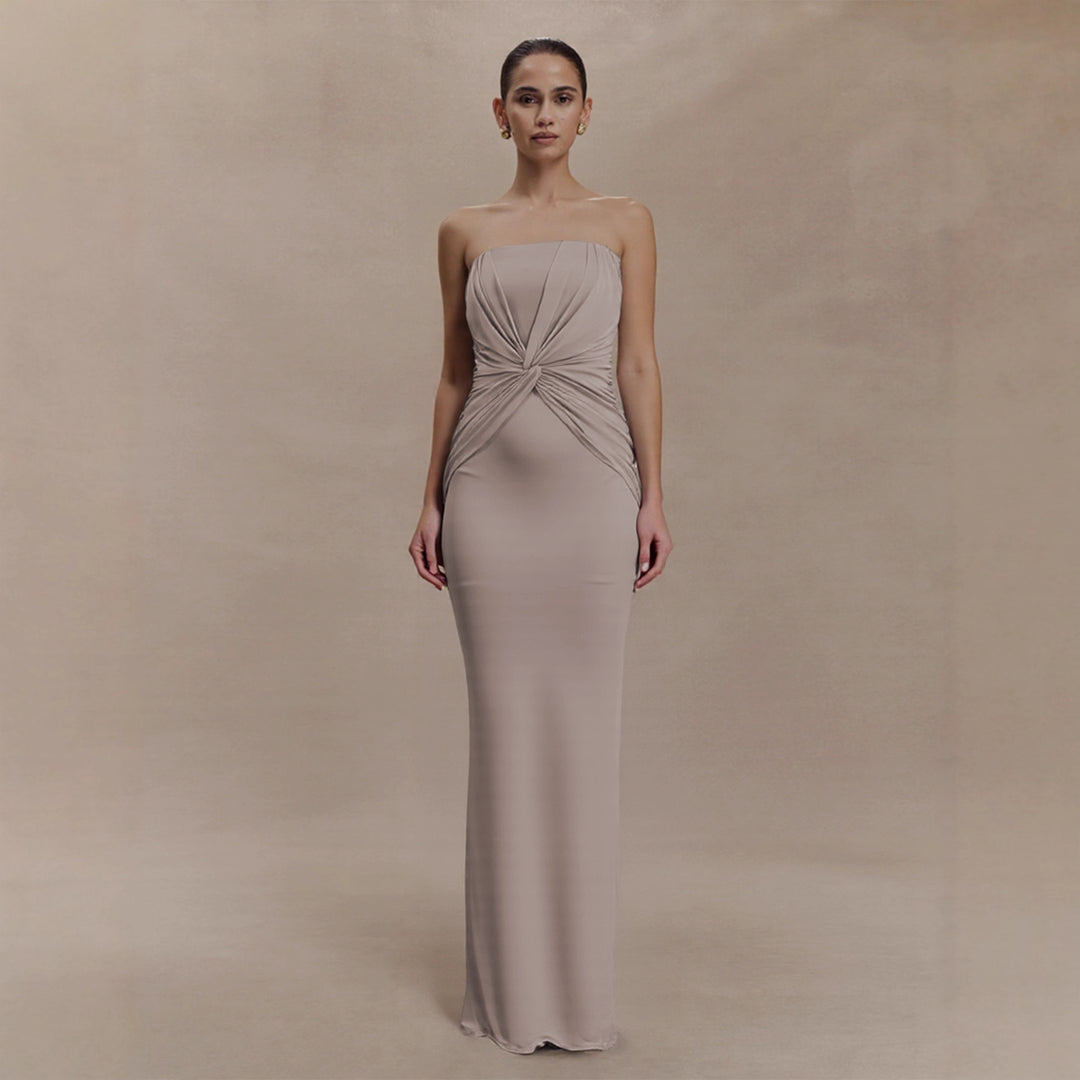 Damen Elegantes Minimalistisches Abendkleid mit Raffungen Drune