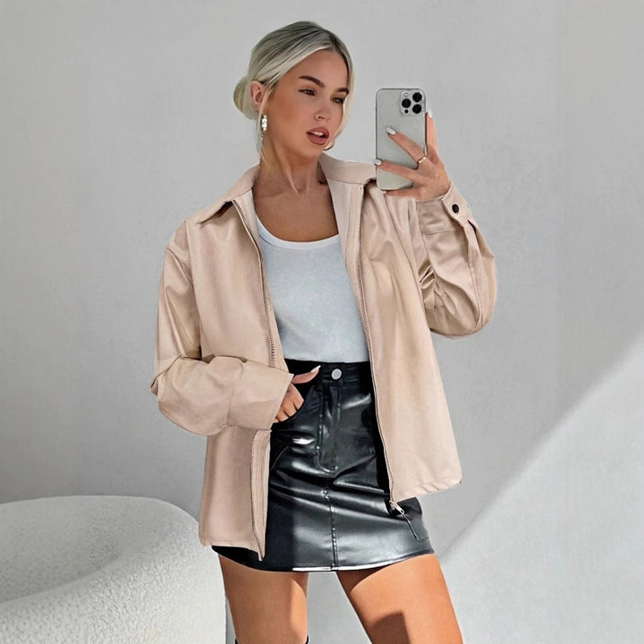 Damen leichtgewichtige Kunstlederjacke mit modernem Reißverschluss Drune