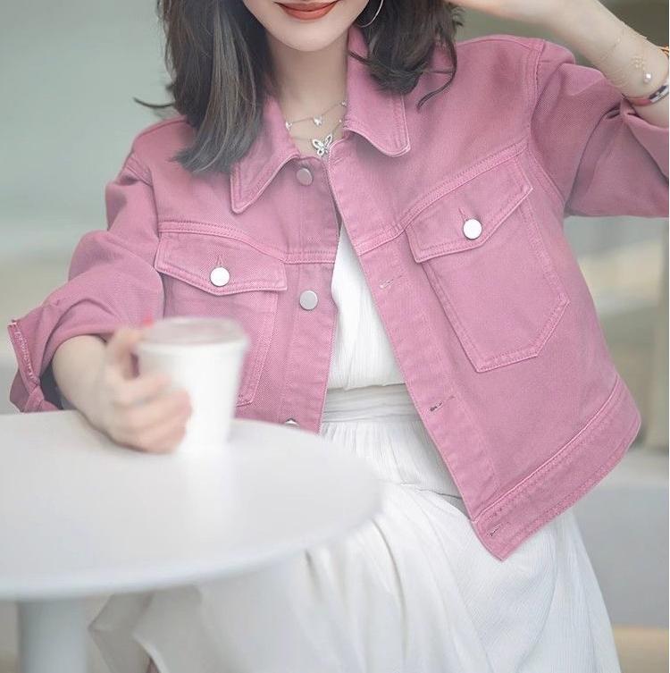 Damen Kurze Denimjacke mit modernen Details Drune