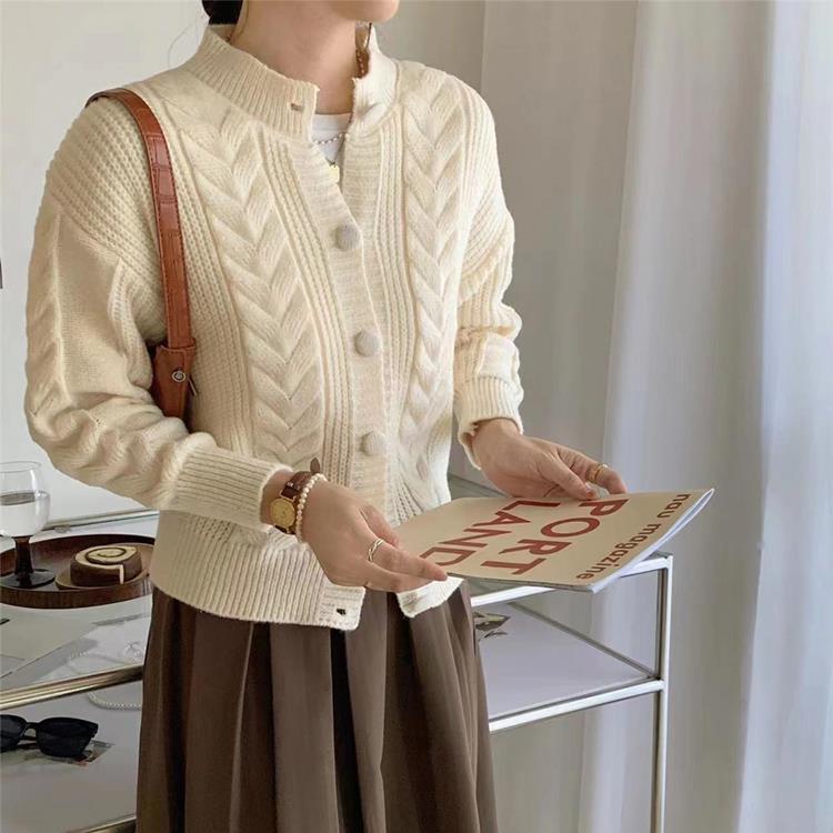 Damen gemütlicher Strickcardigan mit geflochtenem Muster und großen Knöpfen Drune