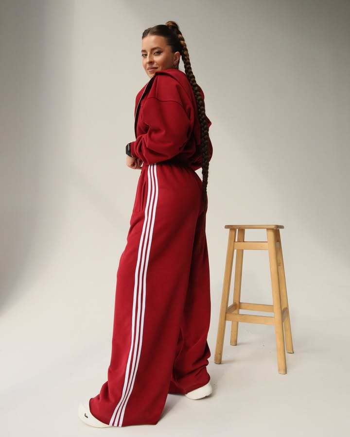Damen Sportliches Lounge-Set mit cropped Hoodie und weitem Schnitt Drune