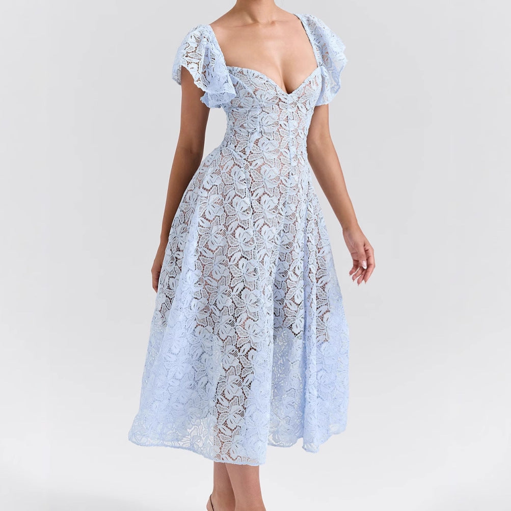 Damen Spitzen-Maxikleid mit voluminösen Rüschensäumen und dezentem herzförmigem Ausschnitt Drune