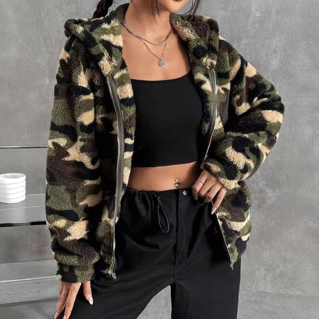 Damen Kuscheljacke mit Camouflage-Muster und Kapuze Drune
