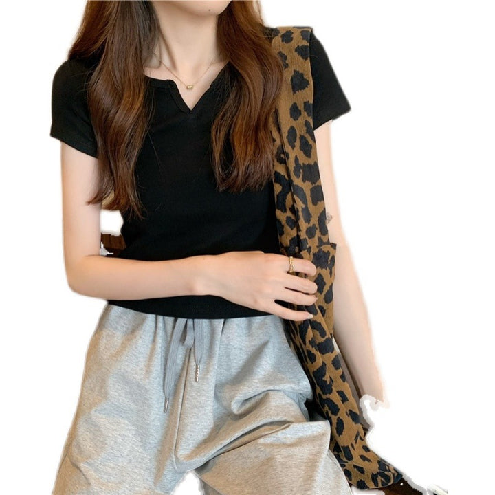 Damen Cropped T-Shirt mit figurbetontem Schnitt und modernen Akzenten Drune