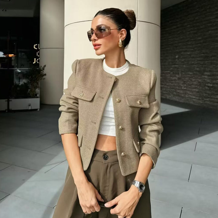 Damen Übergangsjacke mit klassischen Knopfdetails und praktischen Pattentaschen Drune